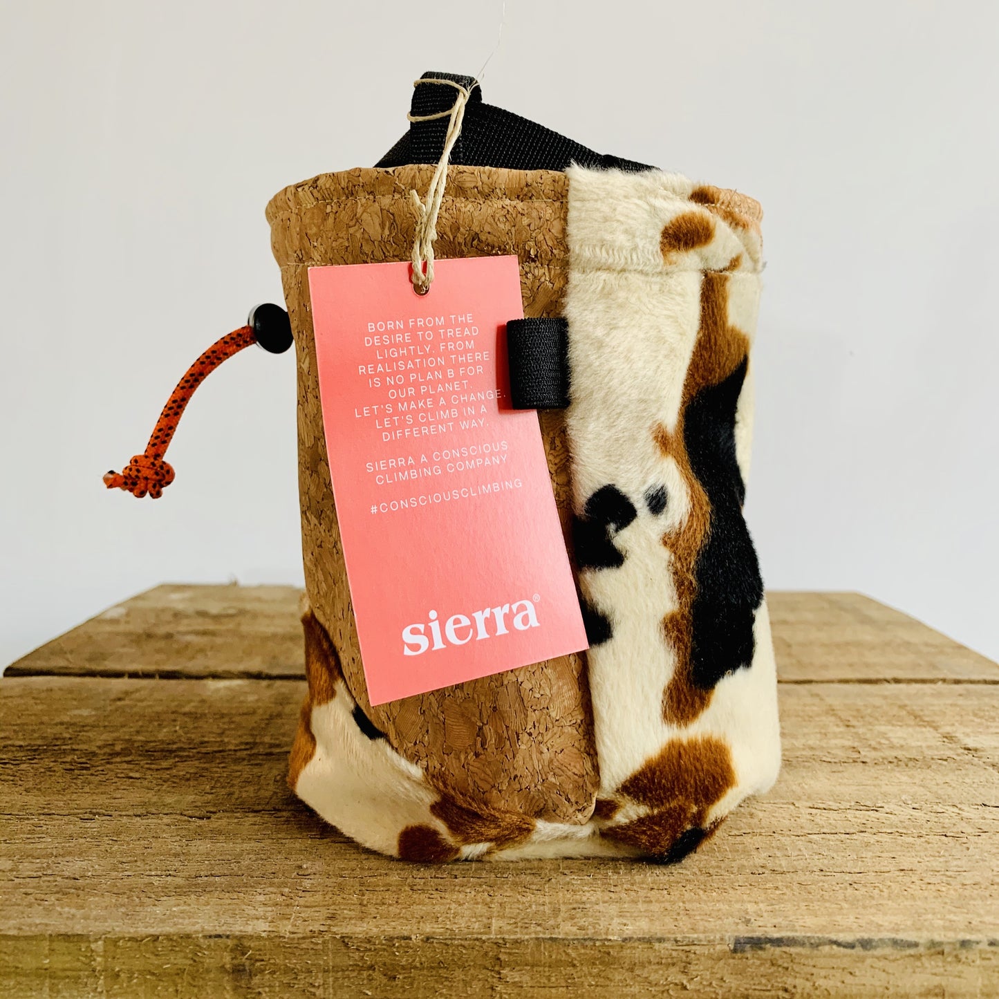 Sierra Twist Cow Chalk Bag